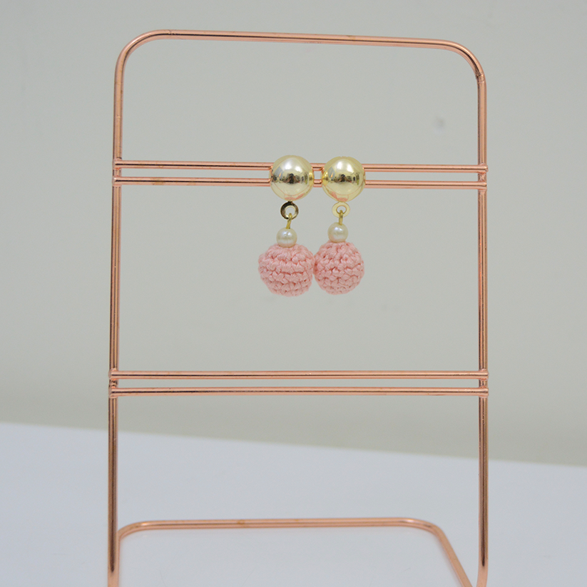 Handmade earrings round shaped metal stud and round macrame dangling - Peach