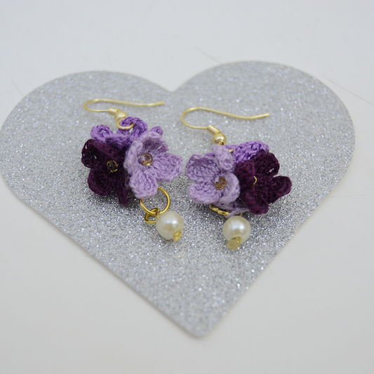 Handmade Crochet dangling flowers earrings - lavender