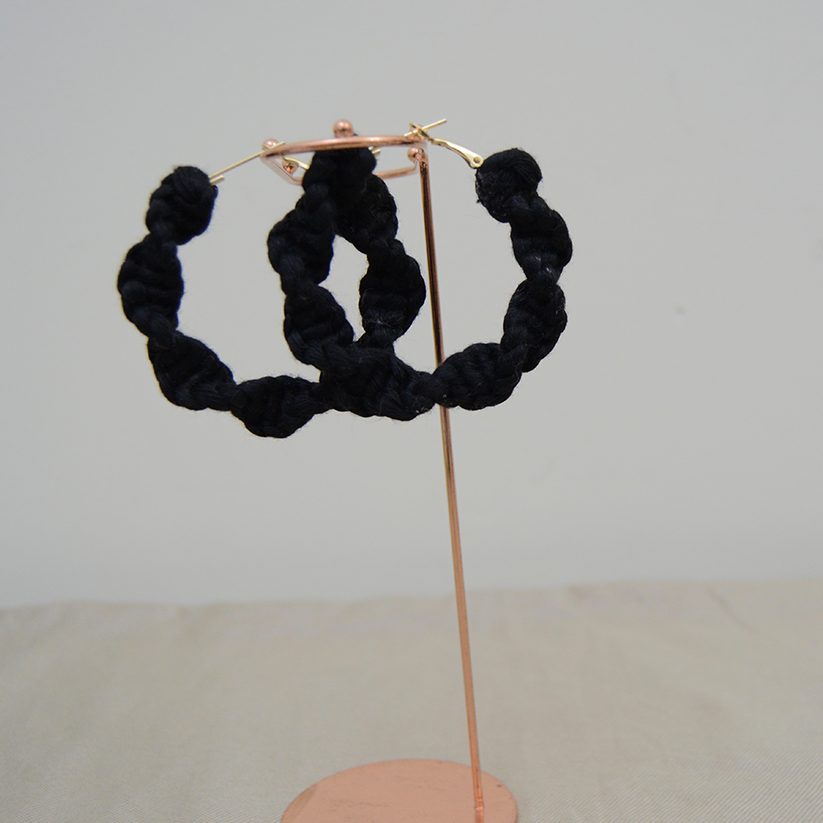 Handmade Twisted macrame earrings - Black