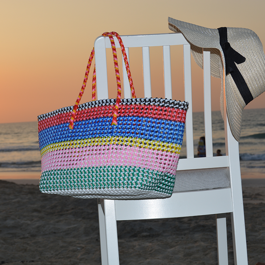 Handmade multicolor plastic wire basket.(7 colors with white base)